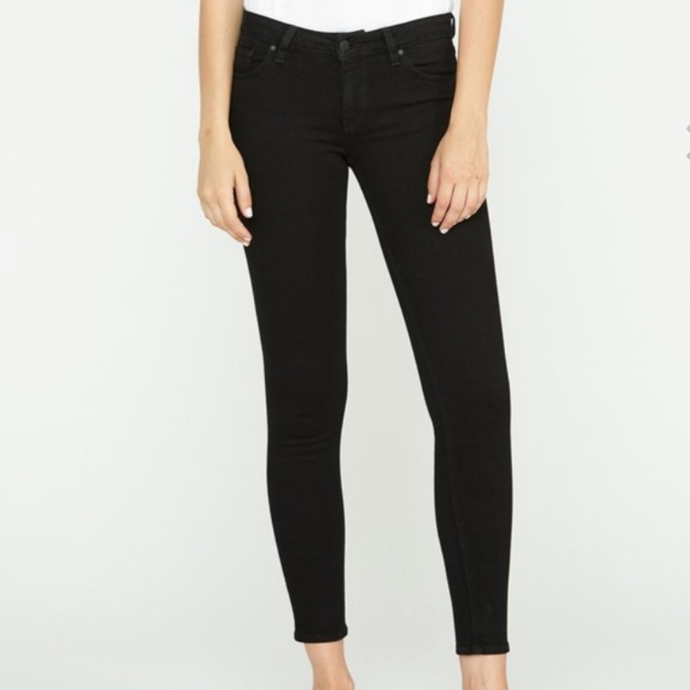 NEW KRISTA SUPER SKINNY JEAN!